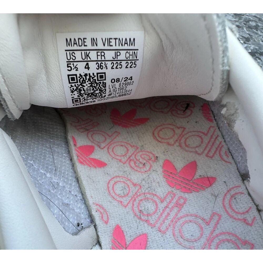 adidas Samba OG Women’s 5.5 White/Lucid Pink IG1962, Gum Sole - Picture 11 of 13